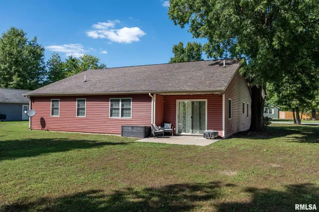 $267,000 | 307 Noah Lane, Carterville, IL 62918