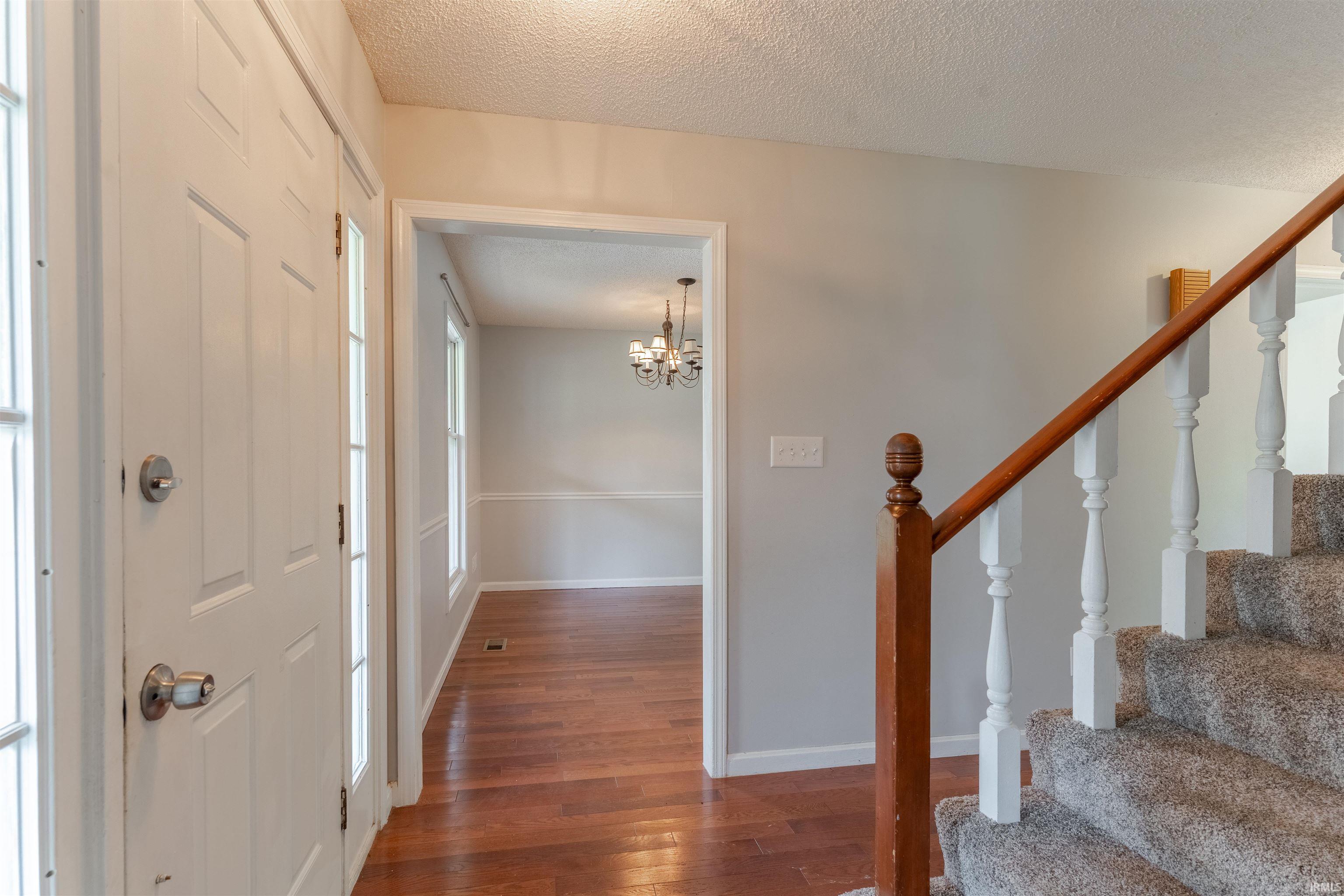 1816 Greenfield Road Evansville, IN 47715 - Photo 3 of 36 Gallery Image 3