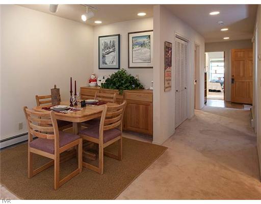 947 Incline Way, Unit 174 Incline Village, NV 89451 - Photo 5 of 12 Dining Room.