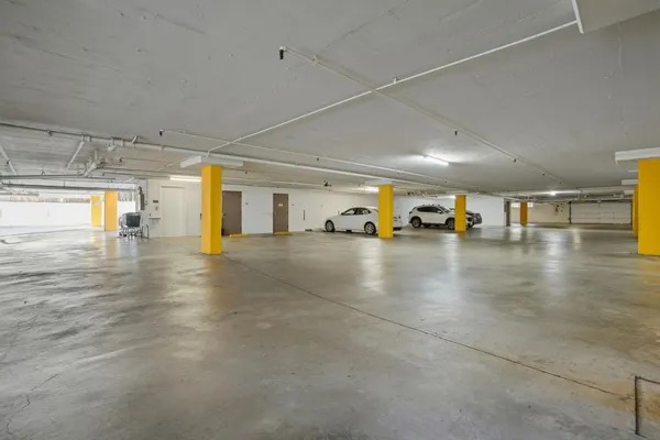 a view of the parking area