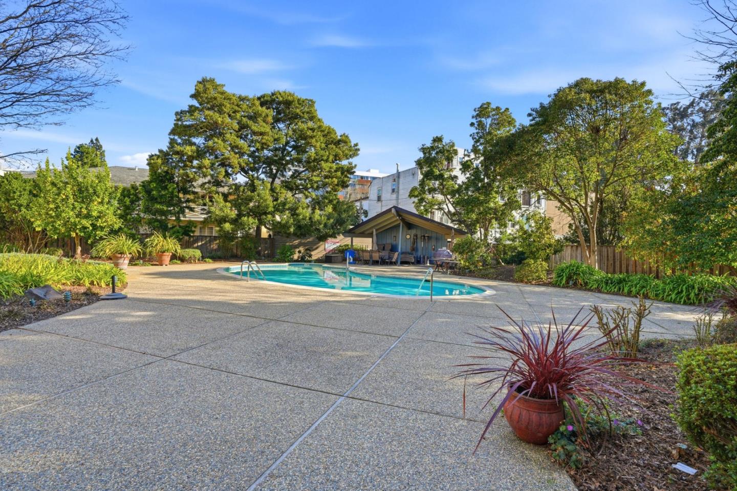 525 Almer Road, Unit 106 Burlingame, CA 94010 - Photo 28 of 30