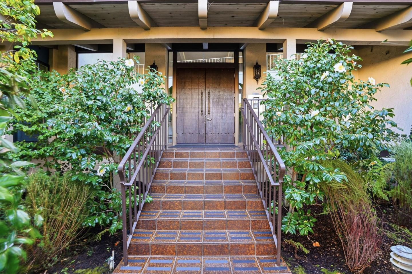 525 Almer Road, Unit 106 Burlingame, CA 94010 - Photo 3 of 30