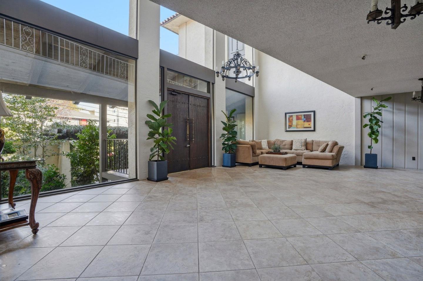 525 Almer Road, Unit 106 Burlingame, CA 94010 - Photo 4 of 30