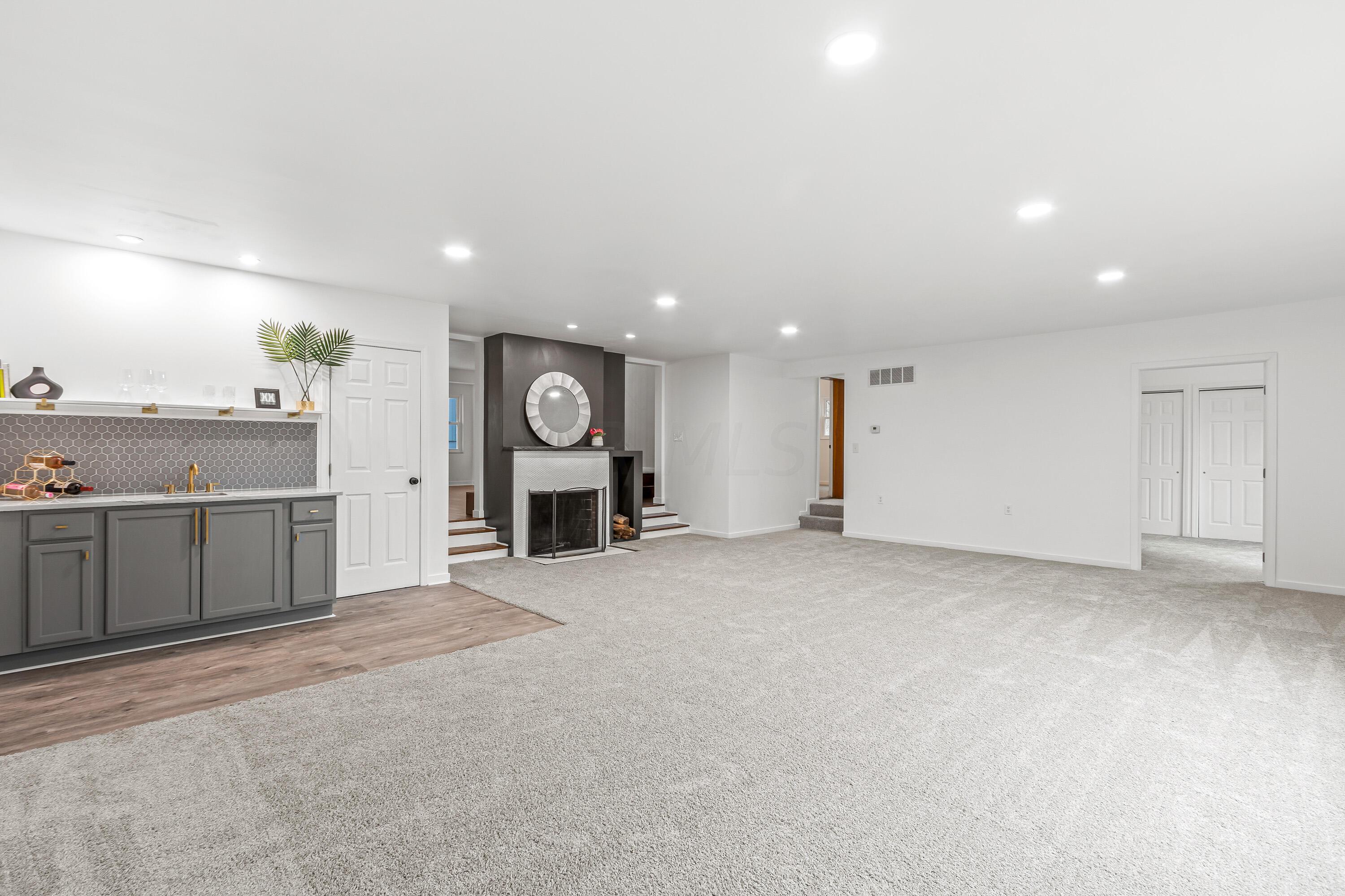 68 North Harding Road Columbus, OH 43209 - Photo 14 of 25 68 North Harding Road-16.jpg-FULL
