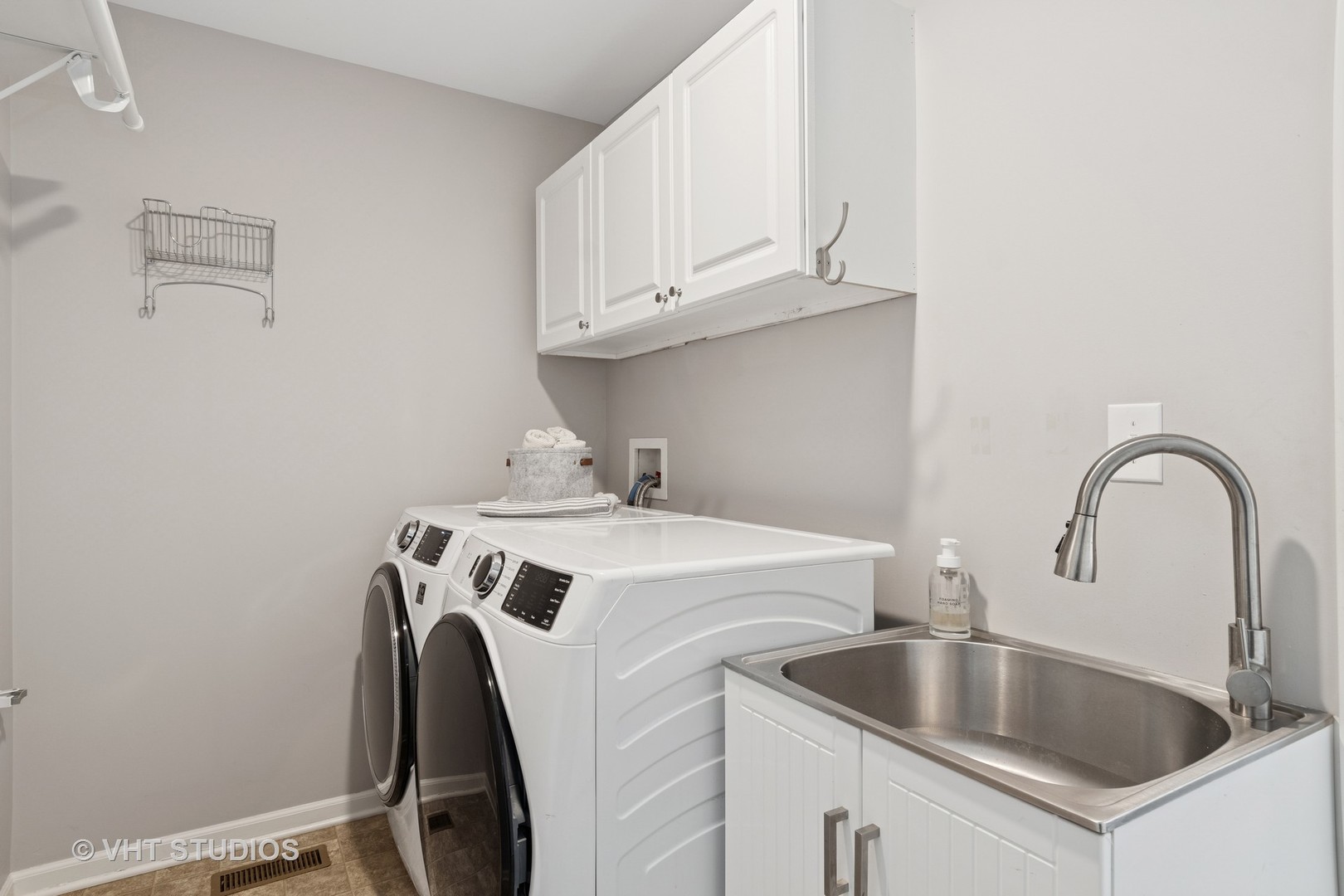 13423 Summergrove Drive Plainfield, IL 60585 - Photo 22 of 37 a view of sink and tap