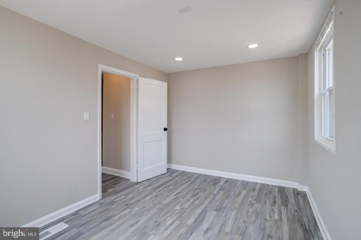 4100 Colborne Road Baltimore, MD 21229 - Photo 33 of 47 Gallery Image 33