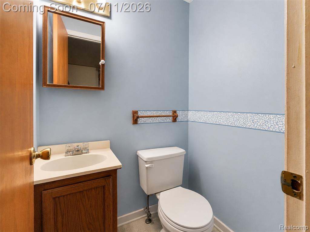 27679 Spring Arbor Drive Southfield, MI 48076 - Photo 13 of 31