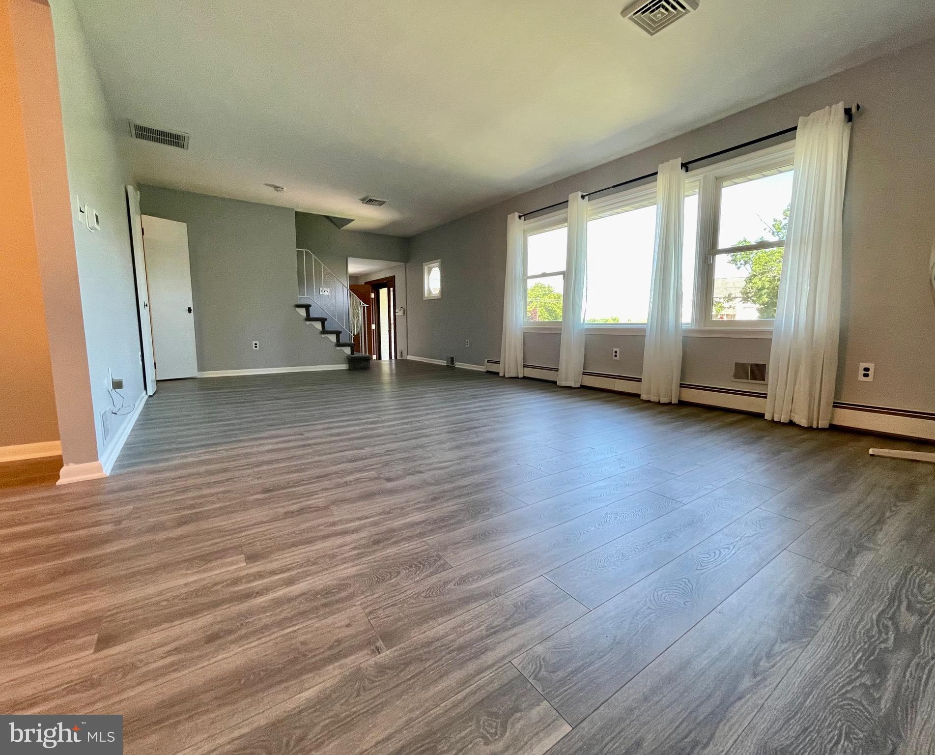 28220 School House Road Columbus, NJ 08022 - Photo 8 of 24