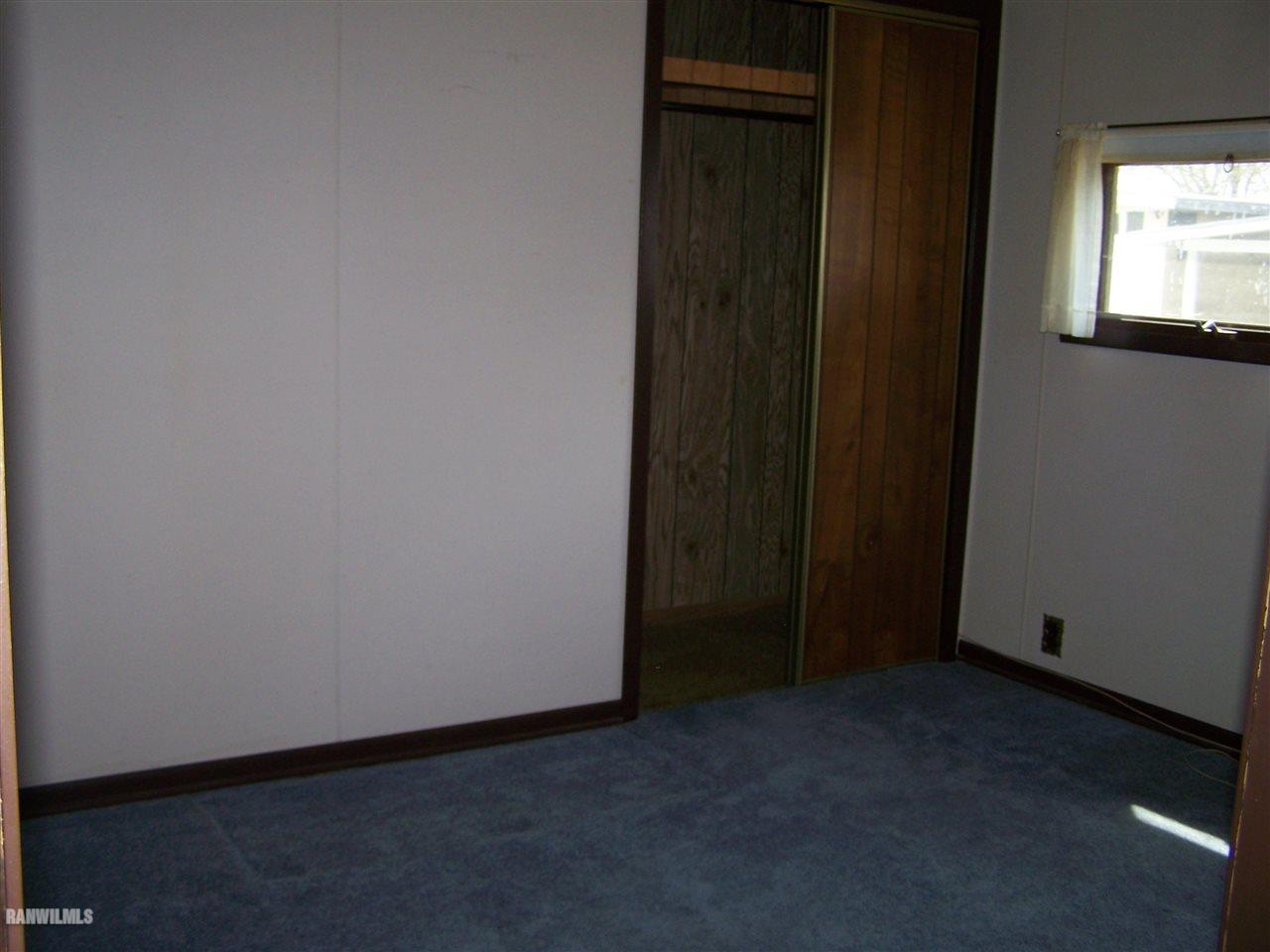 5919 Riverview Road Thomson, IL 61285 - Photo 8 of 12 a view of an empty room