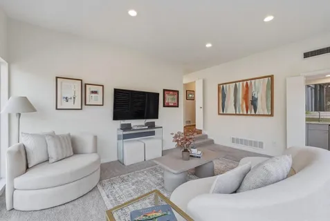 $950,000 | 965 Easton Place, Dallas, TX 75218