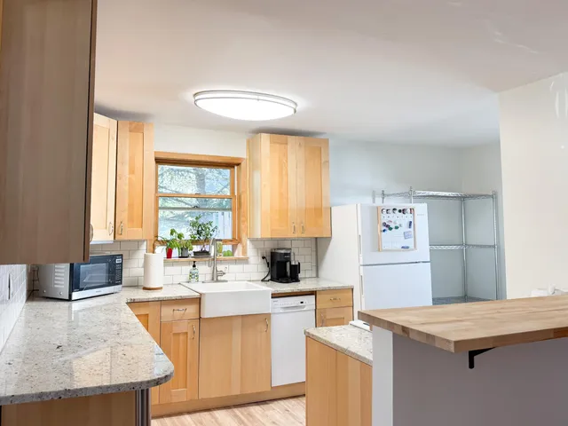 $289,000 | 245 West Anoka Street, Duluth, MN 55803