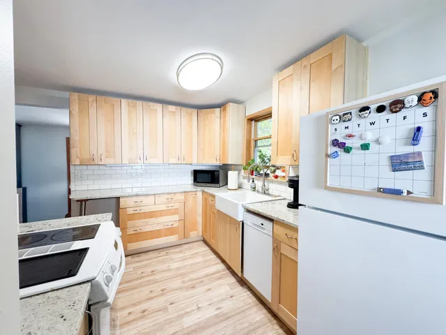 $289,000 | 245 West Anoka Street, Duluth, MN 55803