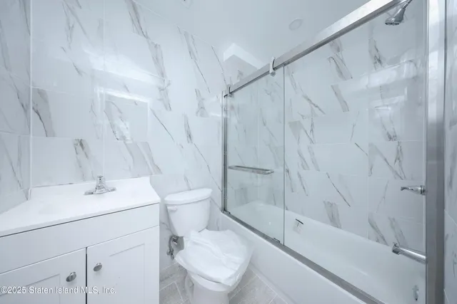 $850,000 | 12 Simonson Avenue | Mariners Harbor