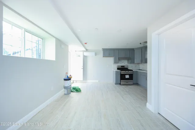 $850,000 | 12 Simonson Avenue | Mariners Harbor