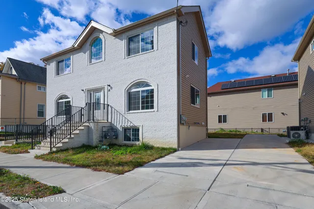 $850,000 | 12 Simonson Avenue | Mariners Harbor