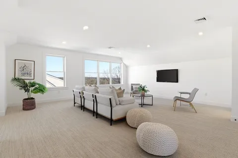 $2,099,000 | 24 Mount Zion Road, Melrose, MA 02176