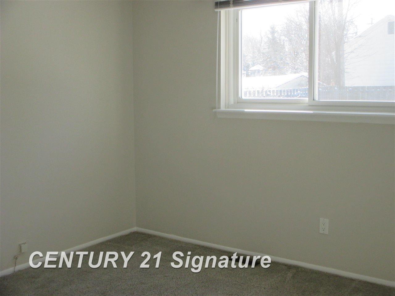 342 Holland Road Flushing, MI 48433 - Photo 12 of 23