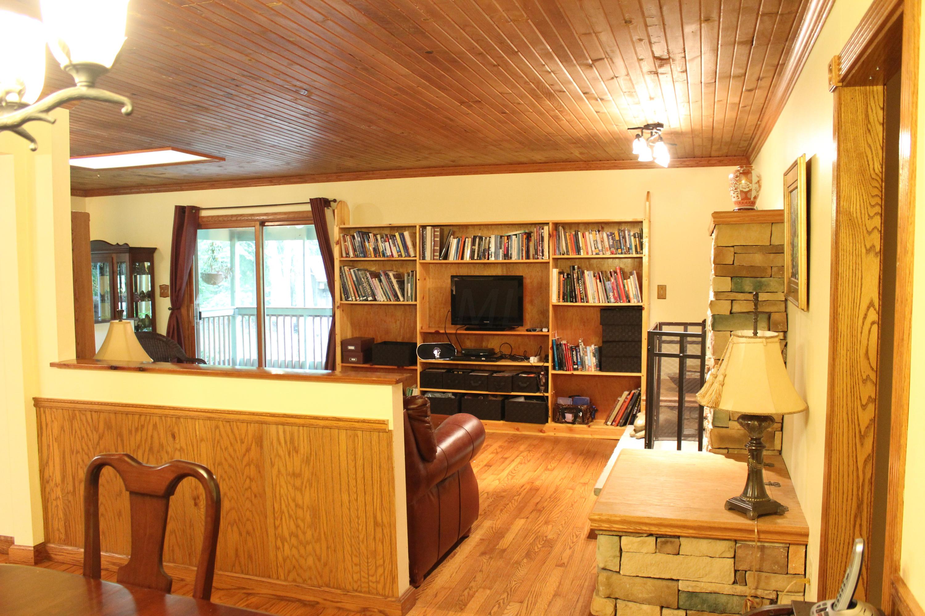 25270 Dunlap Road Rockbridge, OH 43149 - Photo 12 of 48 Gallery Image 12