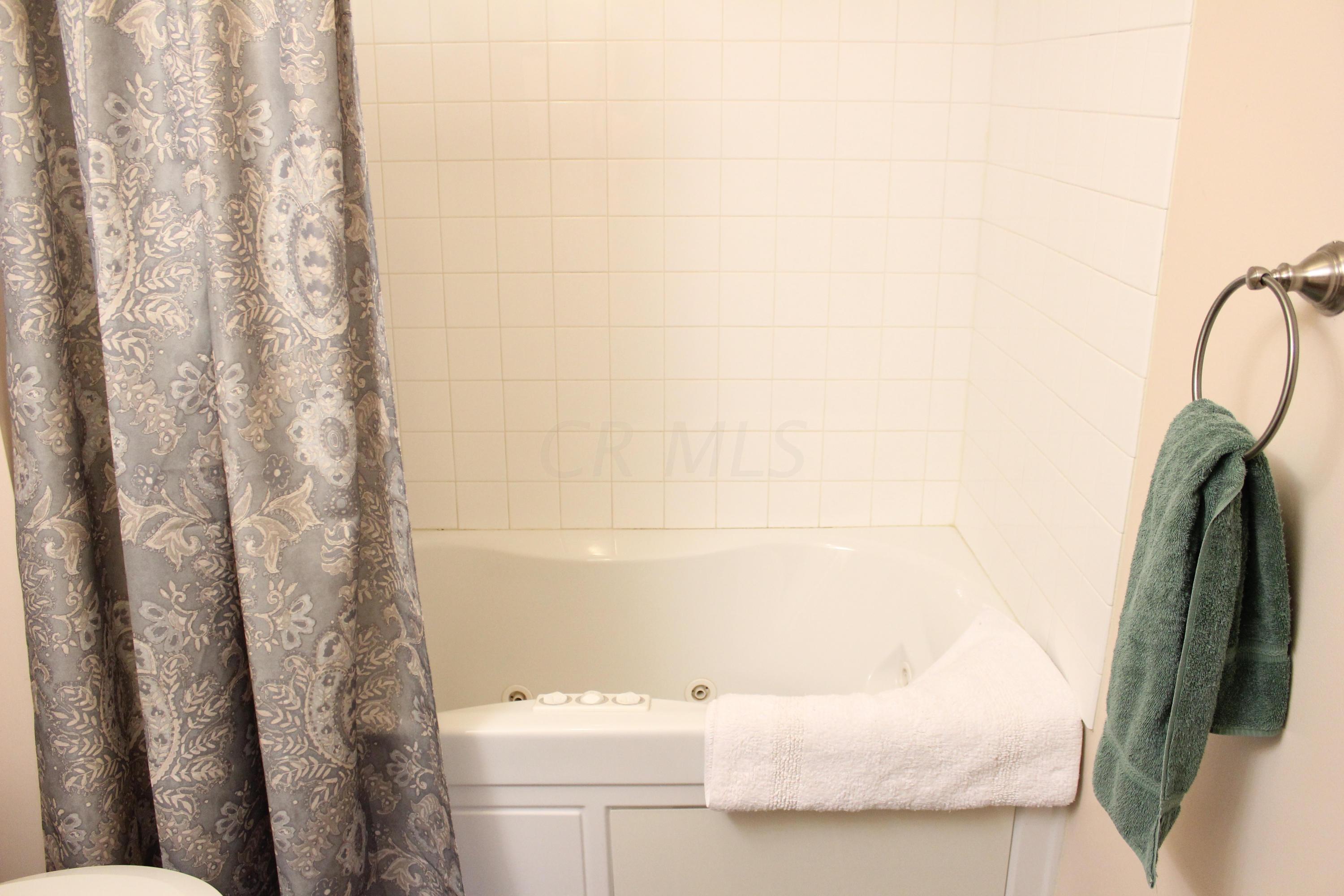 25270 Dunlap Road Rockbridge, OH 43149 - Photo 24 of 48 Gallery Image 24
