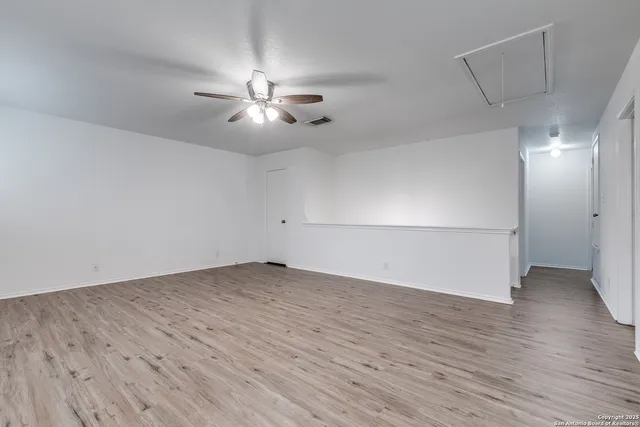 $276,500 | 10646 Manor Creek, San Antonio, TX 78245