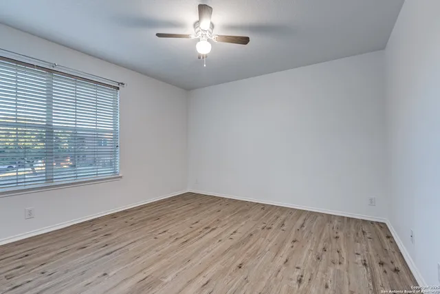 $276,500 | 10646 Manor Creek, San Antonio, TX 78245