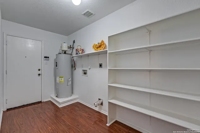 $276,500 | 10646 Manor Creek, San Antonio, TX 78245