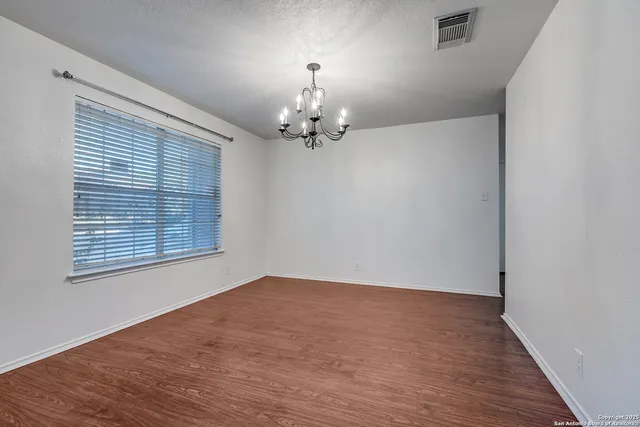 $276,500 | 10646 Manor Creek, San Antonio, TX 78245