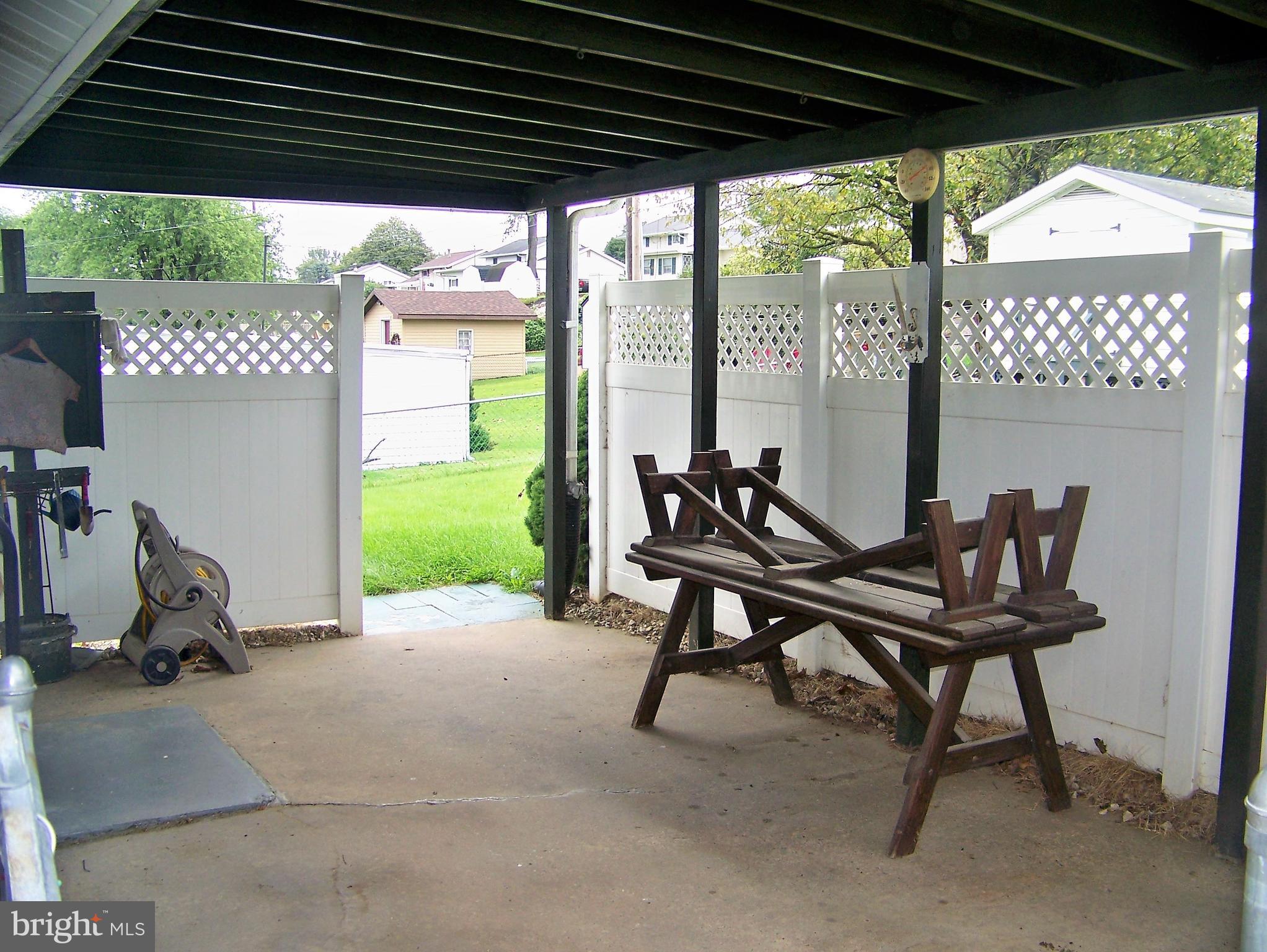 3180 Robin Road York, PA 17404 - Photo 8 of 28 Gallery Image 8