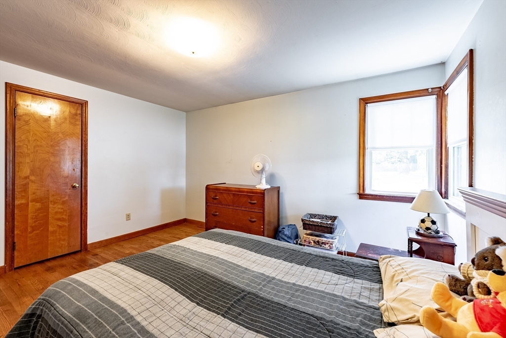271 Bolton Street Springfield, MA 01119 - Photo 16 of 27 Gallery Image 16