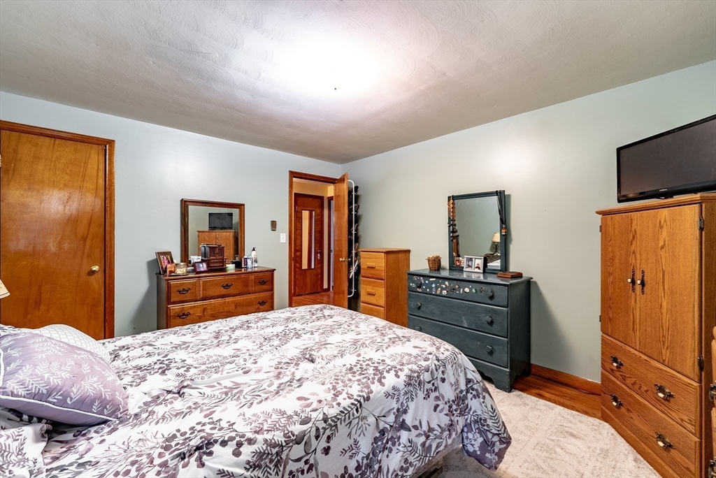 271 Bolton Street Springfield, MA 01119 - Photo 20 of 27 Gallery Image 20