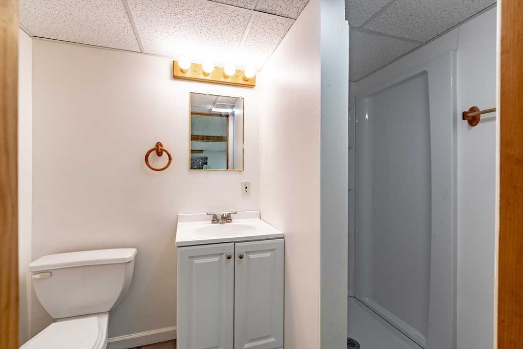 271 Bolton Street Springfield, MA 01119 - Photo 23 of 27 Gallery Image 23