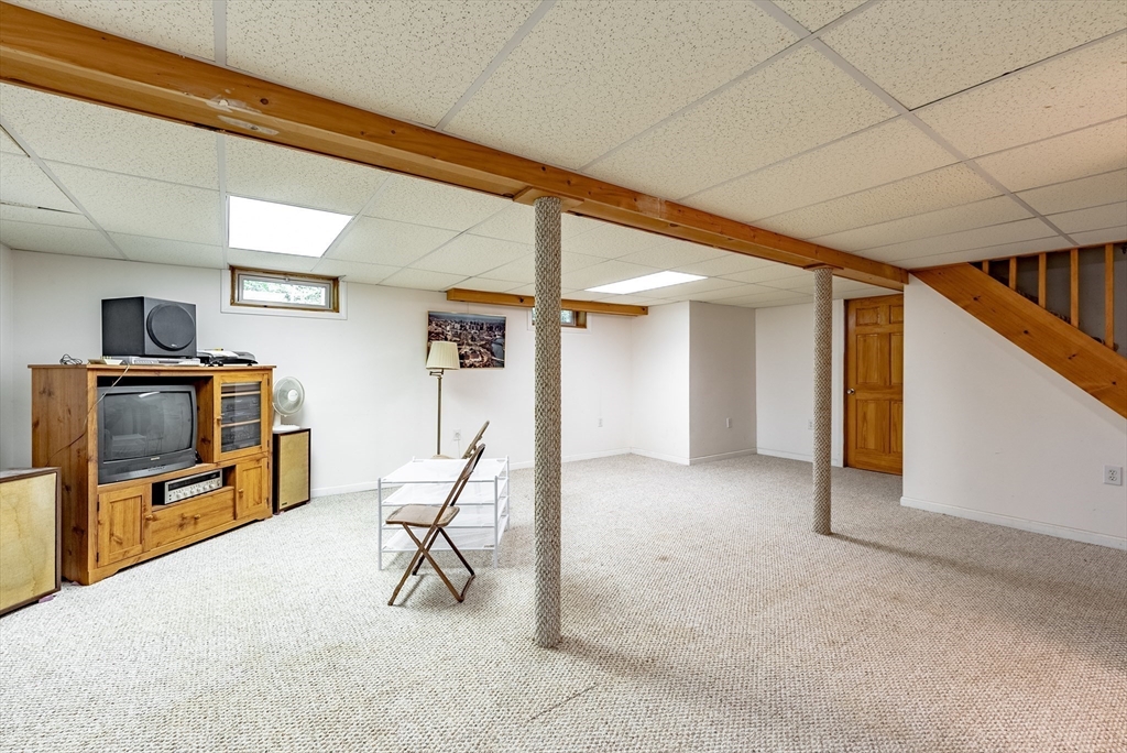 271 Bolton Street Springfield, MA 01119 - Photo 24 of 27 Gallery Image 24