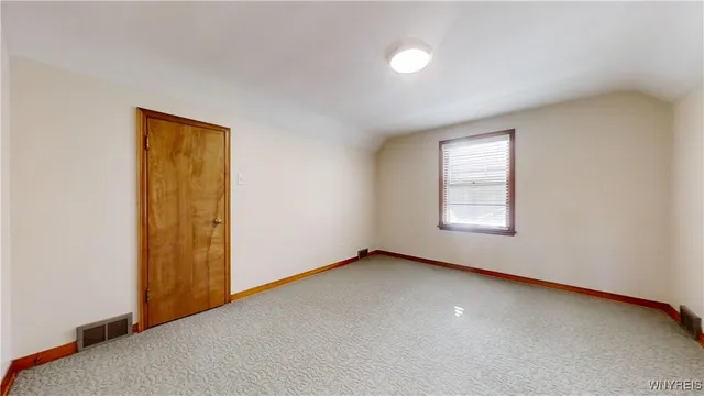 $1,200 | 532 16th Street, Niagara Falls, NY 14301