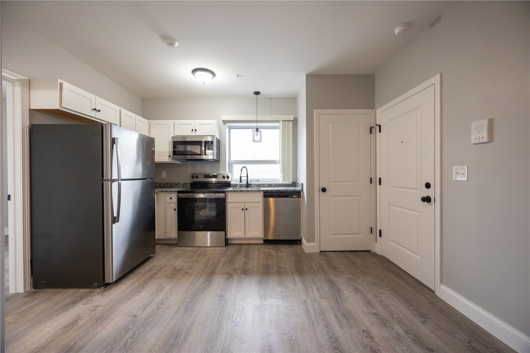 6899 Post Road, Unit 205 North Kingstown, RI 02852 - Photo 4 of 17