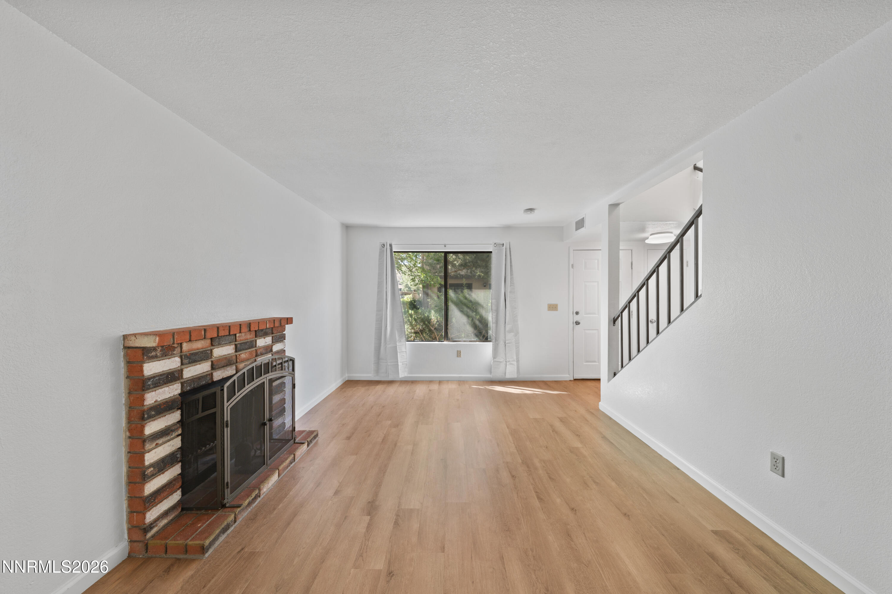 4533 Reggie Road Reno, NV 89502 - Photo 8 of 55 A7V05893
