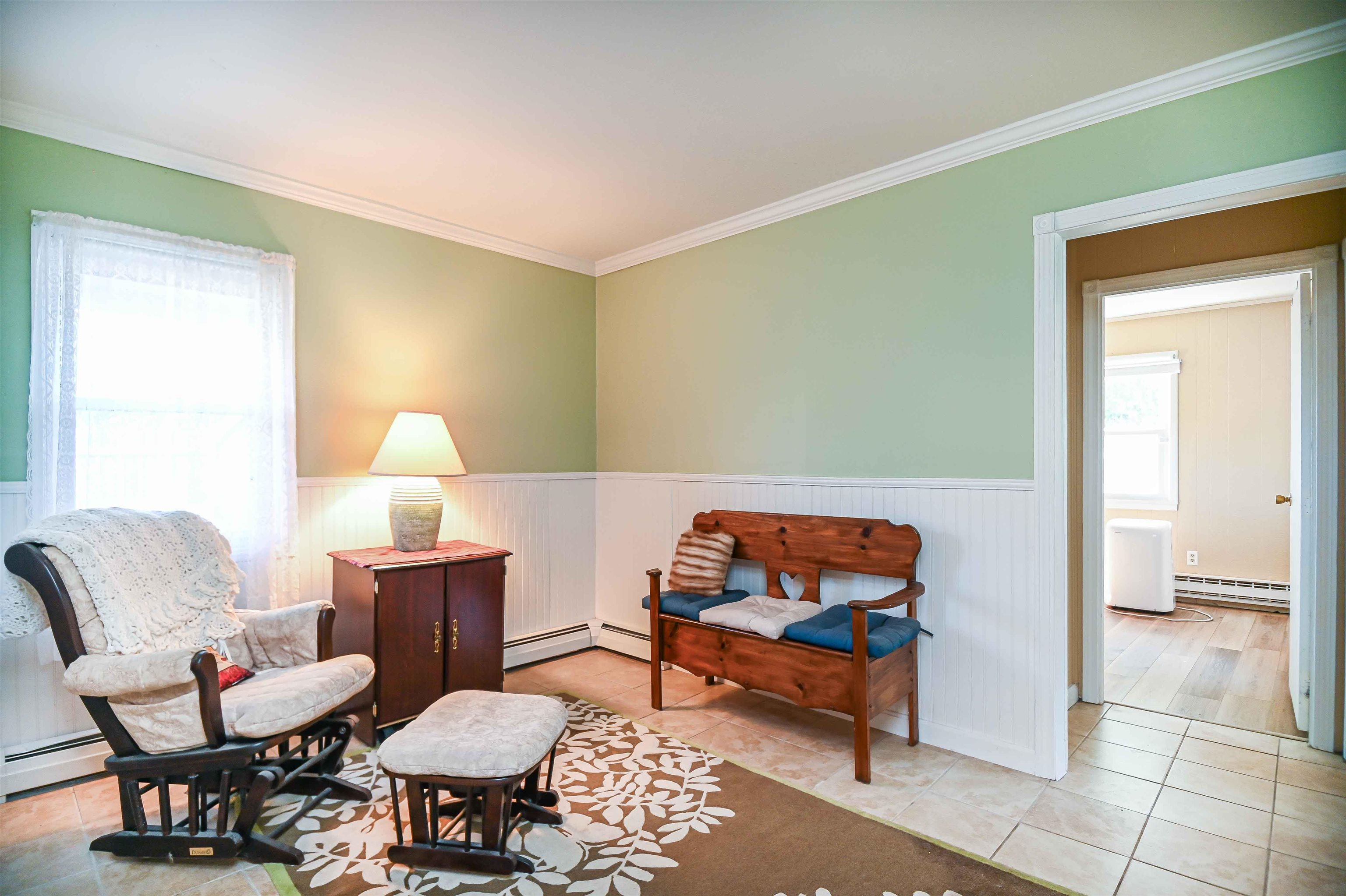 94 Gordon Street Manchester, NH 03109 - Photo 9 of 39
