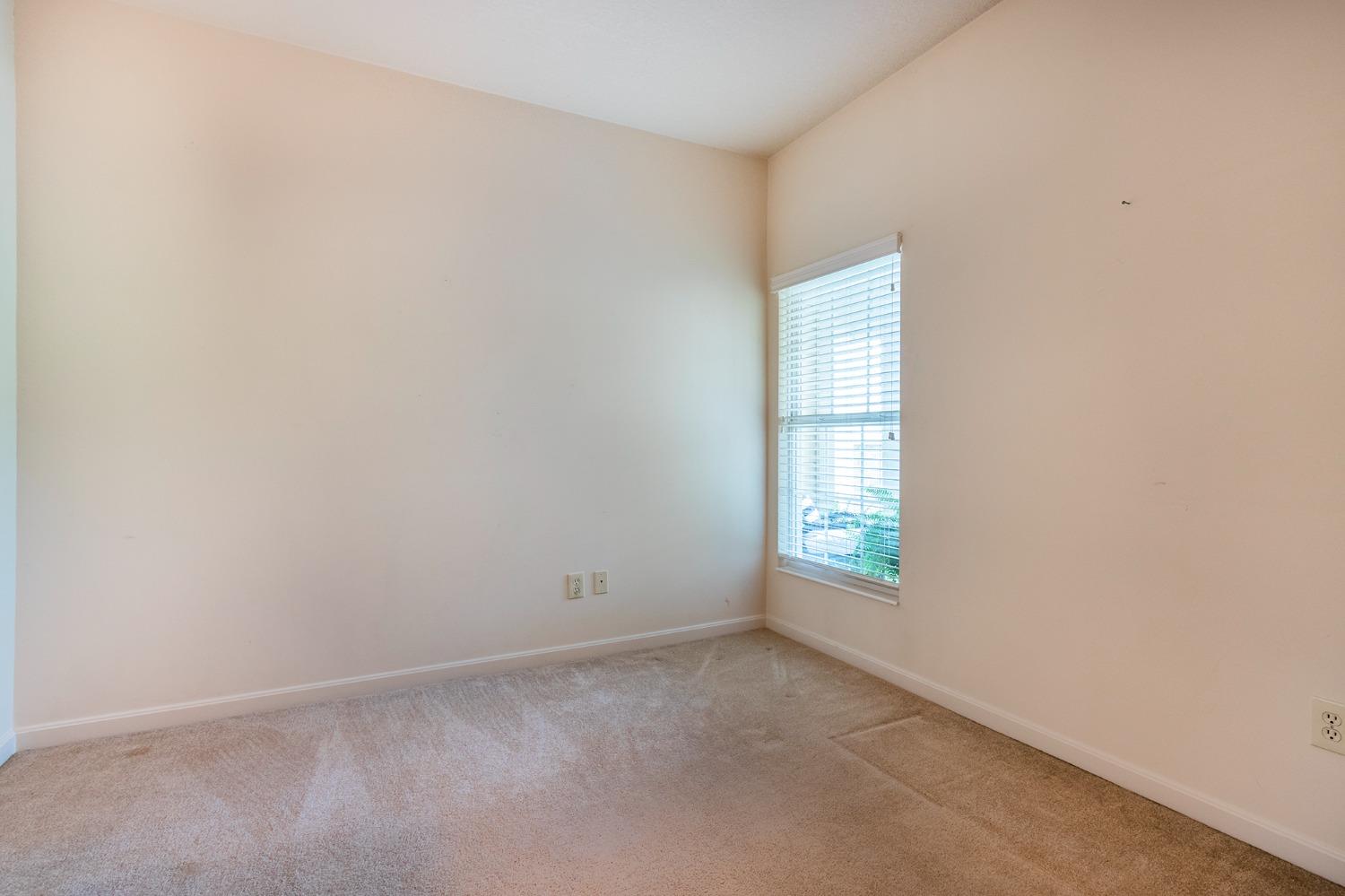 504 Riverscape Court Lawrenceburg, IN 47025 - Photo 13 of 42 Gallery Image 13