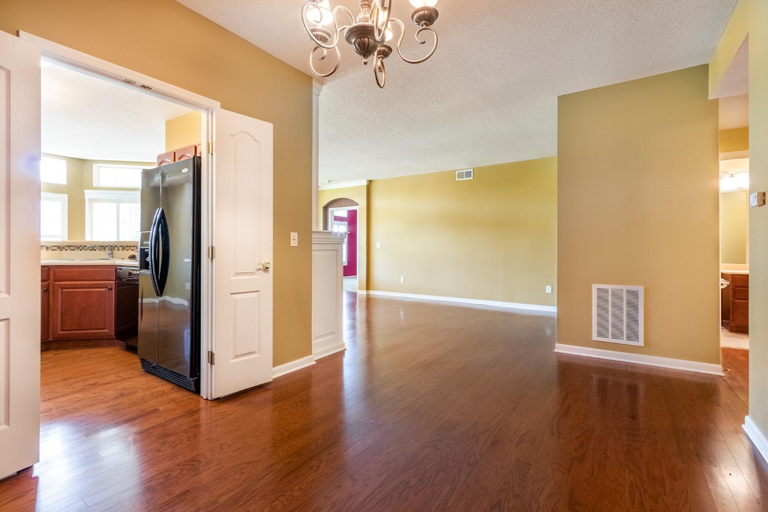 504 Riverscape Court Lawrenceburg, IN 47025 - Photo 15 of 42 Gallery Image 15