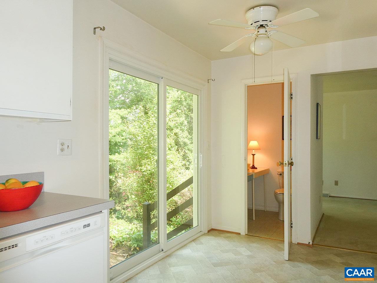 1502 Trailridge Road Charlottesville, VA 22903 - Photo 14 of 42 Room for a table