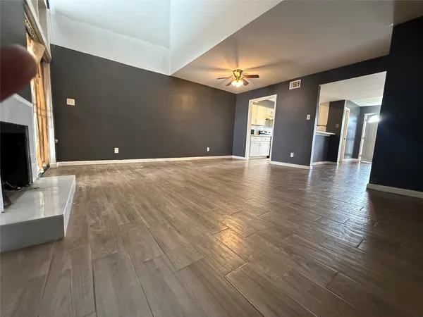 $84,900 | 11869 Algonquin Drive, Houston, TX 77089