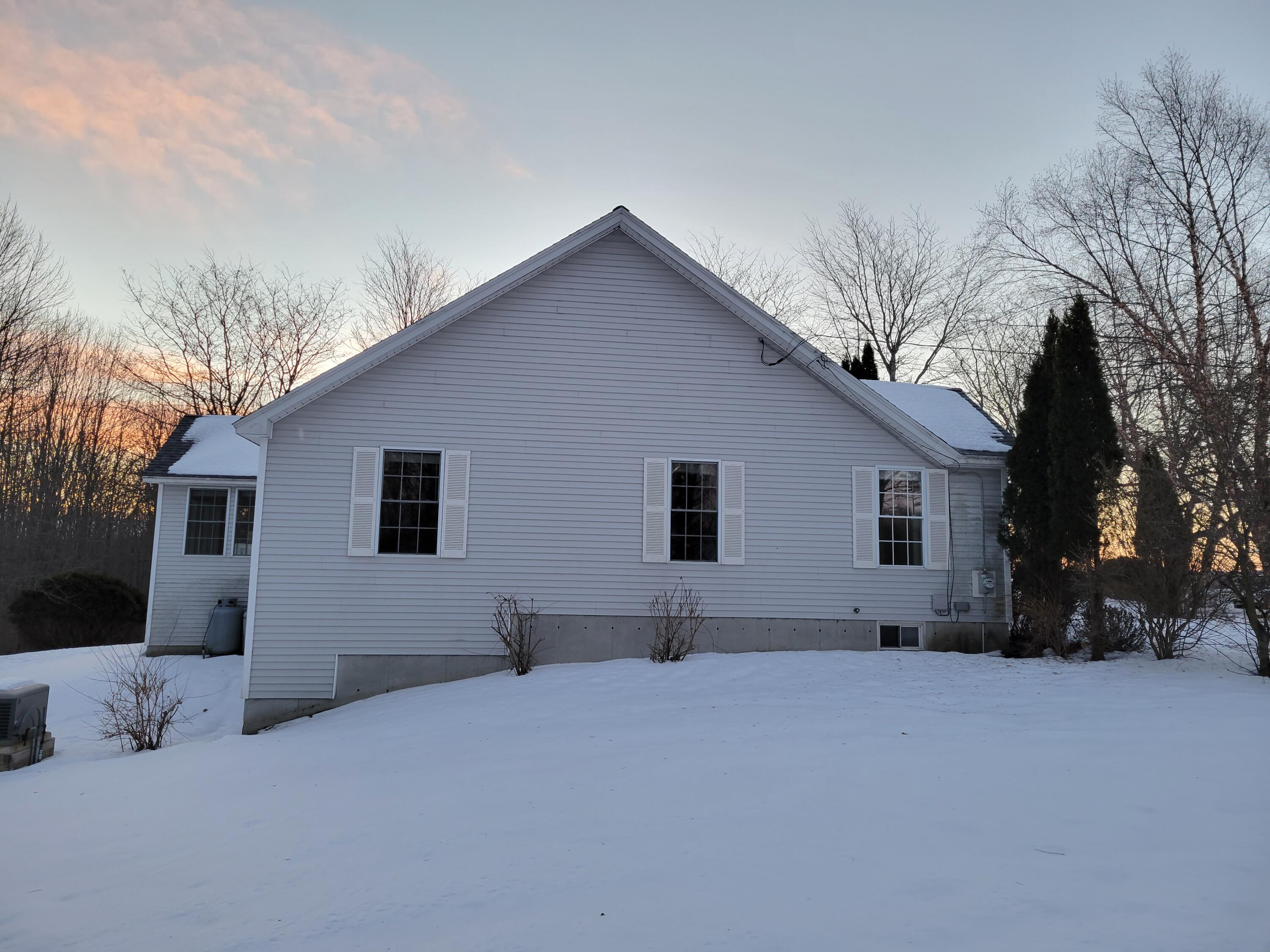 327 Hanson Ridge Road Springvale, ME 04083 - Photo 3 of 23 20220118_070957