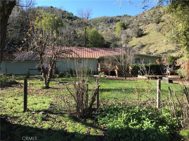 $1,950 | 7375 Scotts Valley Road, Lakeport, CA 95453