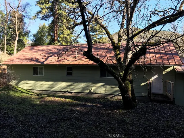 $1,950 | 7375 Scotts Valley Road, Lakeport, CA 95453