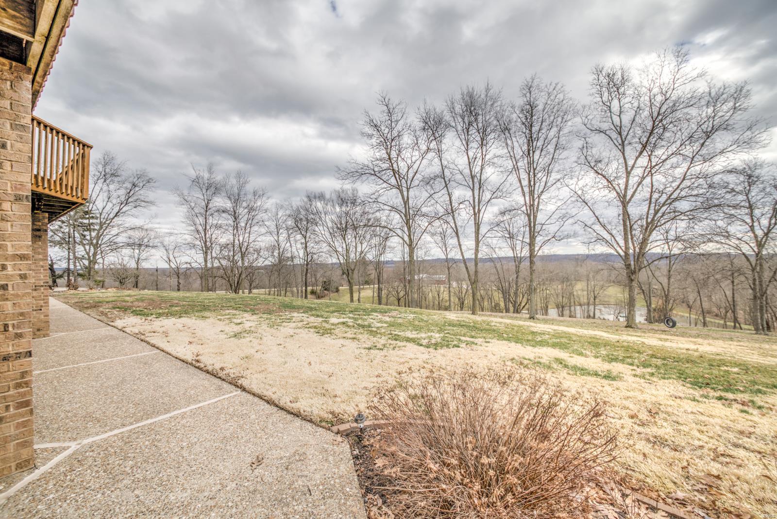 410 Holden Road Defiance, MO 63341 - Photo 21 of 25 Gallery Image 21