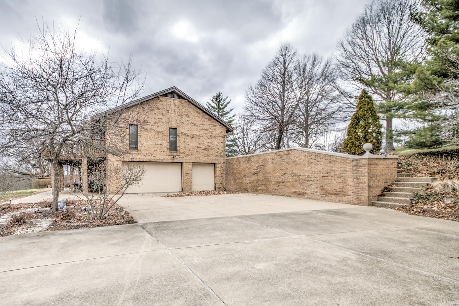 410 Holden Road Defiance, MO 63341 - Photo 4 of 25 Gallery Image 4