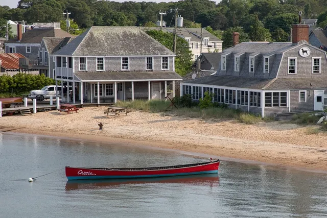 $599,000 | 124 Skiff Avenue, Unit A11, Tisbury, MA 02568