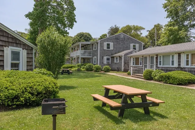 $599,000 | 124 Skiff Avenue, Unit A11, Tisbury, MA 02568