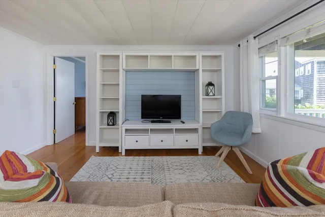 $599,000 | 124 Skiff Avenue, Unit A11, Tisbury, MA 02568