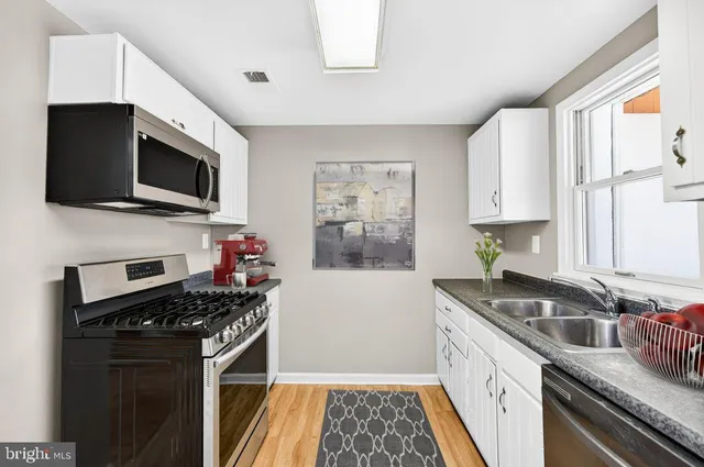 $549,900 | 9503 Damascus Drive, Manassas, VA 20109