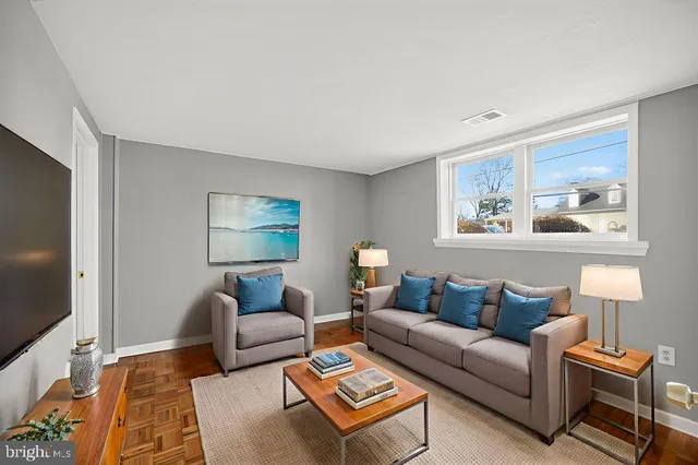 $549,900 | 9503 Damascus Drive, Manassas, VA 20109